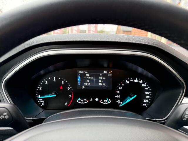 Ford FOCUS Wagon 1.0 EcoB. Tr Ed. bns TREKHAAK / CARPLAY / ANDROID / DAB+ / NAVI