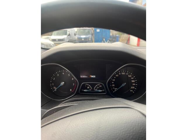 Ford FOCUS Wagon 1.5 ST BJ 2017 Grijs Automaat