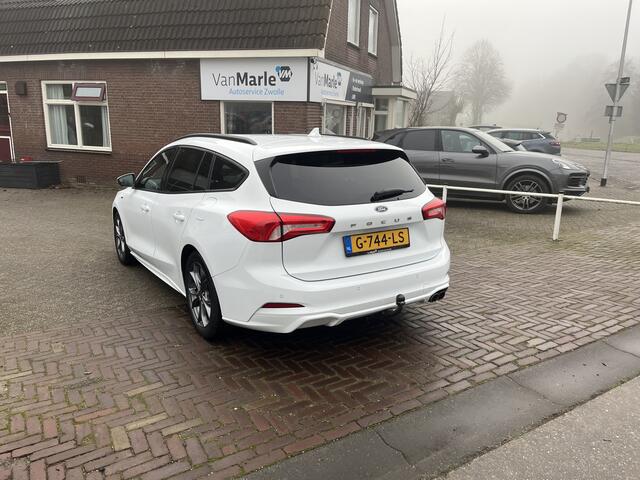 Ford FOCUS Wagon 1.0 EcoBoost ST Line Business TREKHAAK ZWARTE HEMEL CRUISE CARPLAY