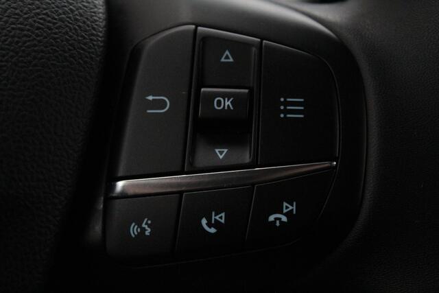 Ford FOCUS 1.0 EcoBoost Hybrid Titanium