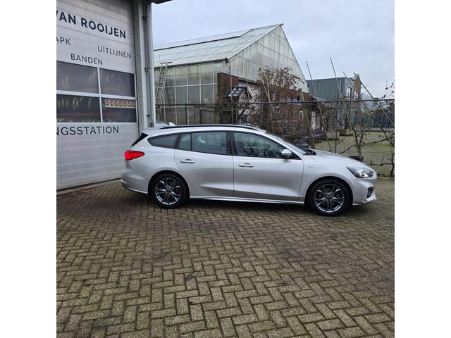 Ford FOCUS 1.0 EcoBoost 125pk ST-Line Bus. Wagon BTW AUTO