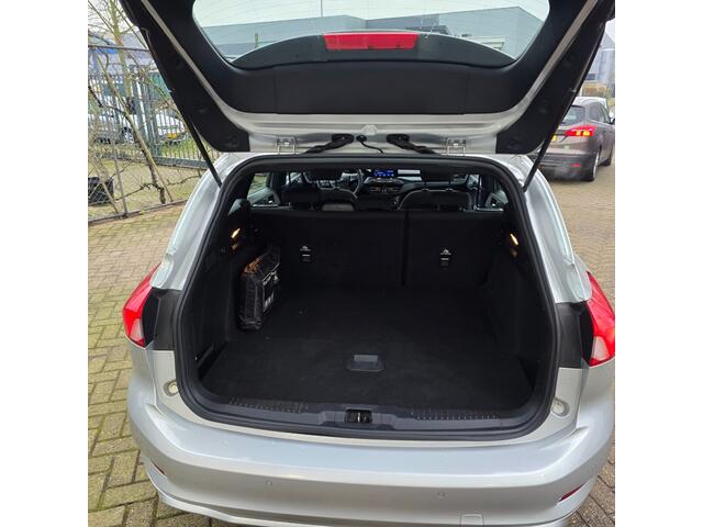 Ford FOCUS 1.0 EcoBoost 125pk ST-Line Bus. Wagon BTW AUTO