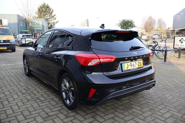 Ford FOCUS 1.0 Hybrid ST Line X Business 1e Eigenaar | Volledig Onderh | NL-Auto | BTW | B&O | Camera | Navi | Carplay | PDC | Bots | Cruise | DAB | Keyless | Full-Led | Start/Stop | Hill-Hold