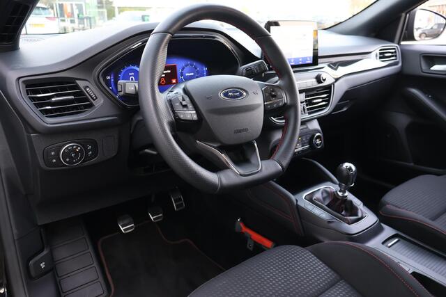 Ford FOCUS 1.0 Hybrid ST Line X Business 1e Eigenaar | Volledig Onderh | NL-Auto | BTW | B&O | Camera | Navi | Carplay | PDC | Bots | Cruise | DAB | Keyless | Full-Led | Start/Stop | Hill-Hold