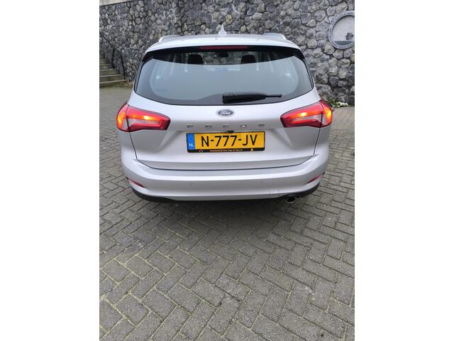 Ford FOCUS Wagon 1.0 EcoBoost Trend Edition Business Comfort stoelen, carplay, Dab, navi, cruise control, pardistance.