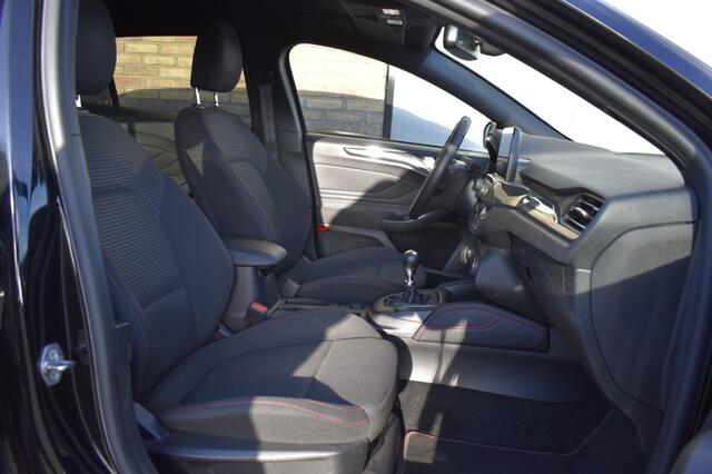 Ford FOCUS 1.0 EBH ST Line X, Virtual, Cruise, Apple Carplay