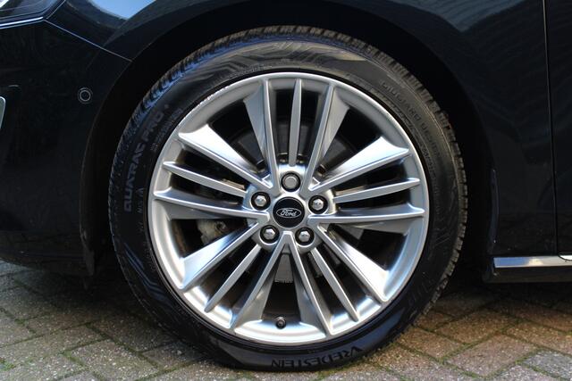 Ford FOCUS Wagon 1.5 EcoBoost Vignale | Adaptieve cruise | BLIS | Camera | Head-up | Winterpack |