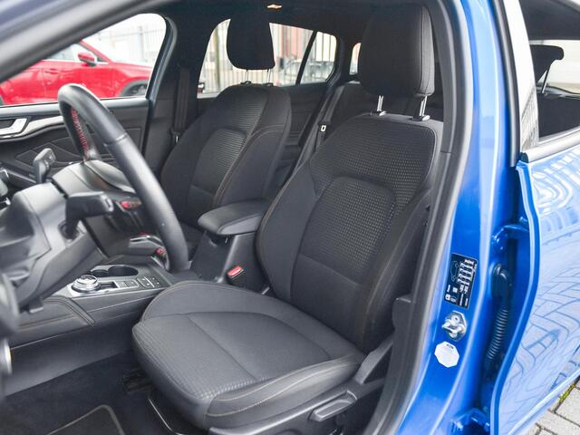 Ford FOCUS Wagon 1.5 EcoBoost ST Line X Business Feestdagen geopend bel voor een afspraak. Panoramadak, Adaptieve, cruise control Led verlichting, 18 inch Velgen