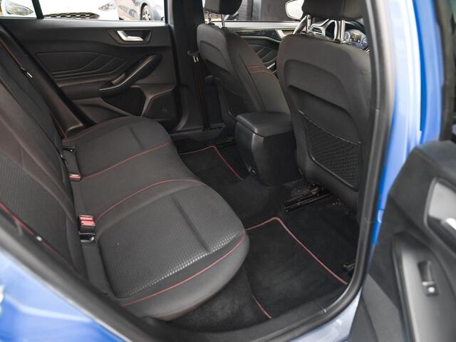 Ford FOCUS Wagon 1.5 EcoBoost ST Line X Business Feestdagen geopend bel voor een afspraak. Panoramadak, Adaptieve, cruise control Led verlichting, 18 inch Velgen