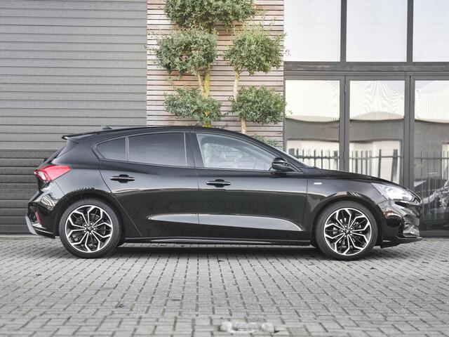 Ford FOCUS 1.5 EcoBoost ST Line Business Feestdagen geopend bel voor een afspraak. B&O, Panoramadak, Adaptieve, cruise control Led verlichting, 18 inch Velgen