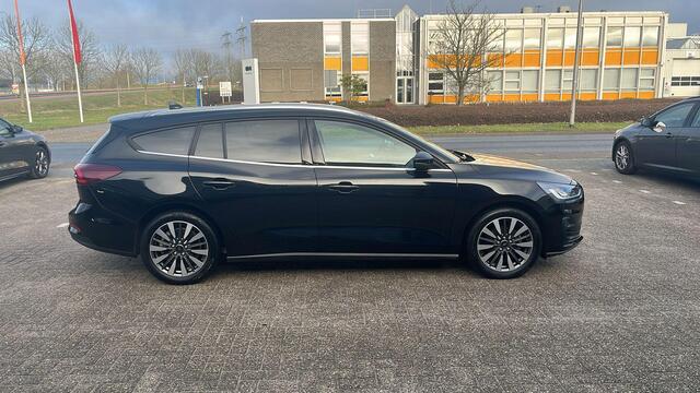 Ford FOCUS Wagon 1.0 EcoBoost Hybrid Titanium | winter pakket | Keyless entry | Climate Control