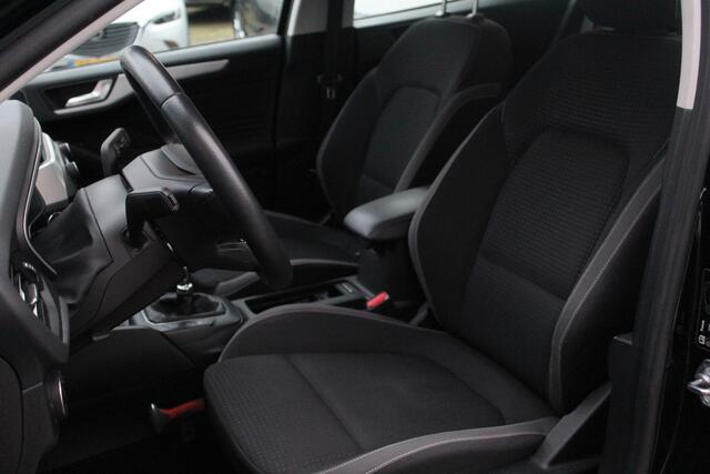 Ford FOCUS 1.0 EcoBoost Trend Edition Business