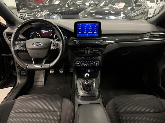 Ford FOCUS 1.0 EcoB. 125PK / Hybrid ST-LINE X / HEAD-UP / STOEL-STUURVERW. / TREKH. / CAMERA /