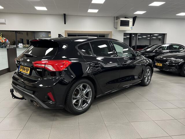 Ford FOCUS 1.0 EcoB. 125PK / Hybrid ST-LINE X / HEAD-UP / STOEL-STUURVERW. / TREKH. / CAMERA /