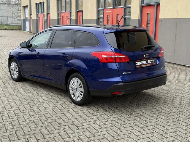 Ford FOCUS 1.0 Lease Edition, NAVI, Nieuwe DistributieRiem