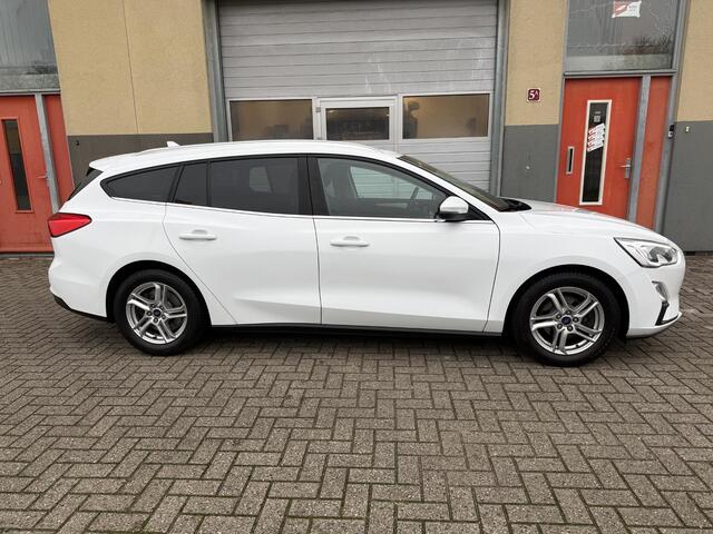 Ford FOCUS Wagon 1.0 EcoBoost Titanium, Navi, Nieuw DistributieRiem