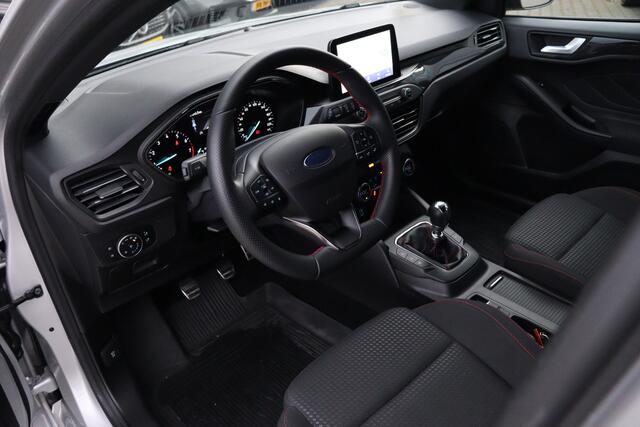 Ford FOCUS Wagon 1.0 EcoBoost ST Line | Cruise | Winter Pakket | 17 Inch |