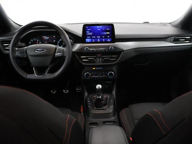 Ford FOCUS Wagon 1.0 EcoBoost Hybrid ST Line Style | Winterpakket | Parkeercamera | Navigatie | Climate Control |