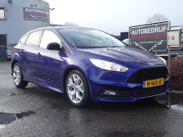 Ford FOCUS 1.0i 126PK Autom. St-line