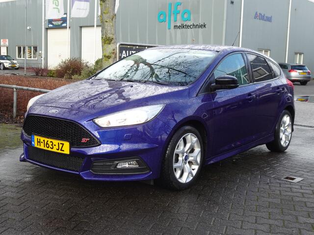 Ford FOCUS 1.0i 126PK Autom. St-line
