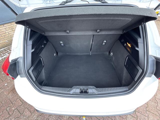 Ford FOCUS 1.5 EcoBoost ST Line Business Incl 12 maanden BOVAG garantie