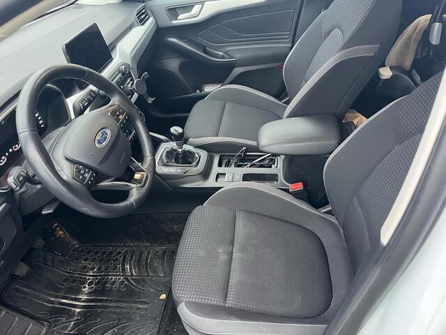 Ford FOCUS Wagon 1.0 EcoBoost 125 PK Trend Business | Winterpakket | Climate Control | Cruise Control | Privacy Glass | Dealeronderhouden