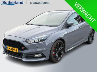 ford-focus-2.0-st-250pk--winter-pa