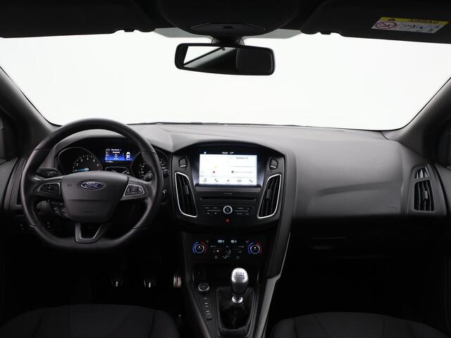 Ford FOCUS Wagon 1.5 ST-Line 150pk NAVI|APPLECARPLAY|CLIMA|PDC|18INCH|WINTERPACK|ORG.NL