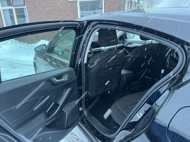 Ford FOCUS 1.0 EcoBoost Hybrid Trend Edition Business CAMERA CRUISE CARPLAY