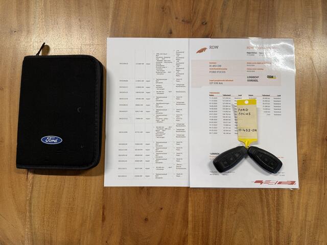 Ford FOCUS 1.0 EcoBoost ST Line Org.NL! / Keyless / Carplay / ECC Clima / Adapt Cruise / Navi / PDC V&A / 17'' LMV