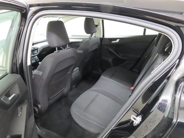 Ford FOCUS 1.0 EcoBoost Trend Edition Business Airco ECC Navi Carplay Cruise Control LED PDC Achter