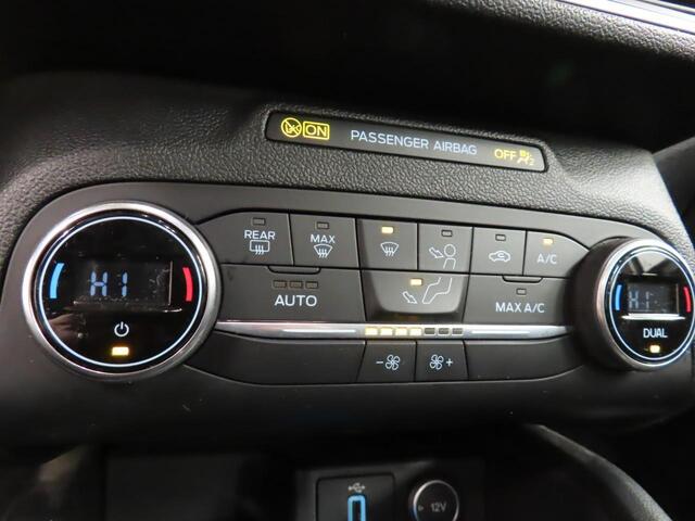 Ford FOCUS 1.0 EcoBoost Trend Edition Business Airco ECC Navi Carplay Cruise Control LED PDC Achter