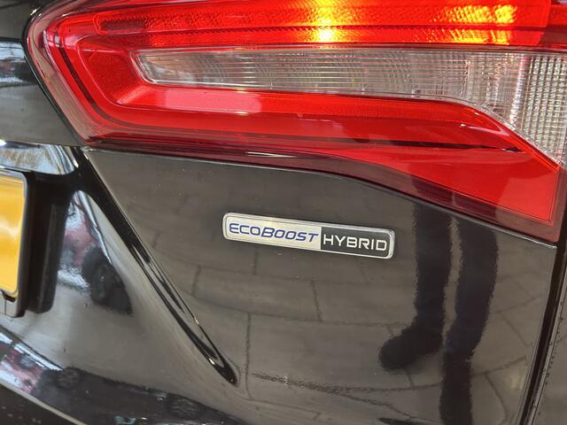 Ford FOCUS Wagon EcoBoost Hybrid 125pk ST Line | Winterpack | AGR stoel | Adaptive Cruise | Climate control | Camera | All season banden |