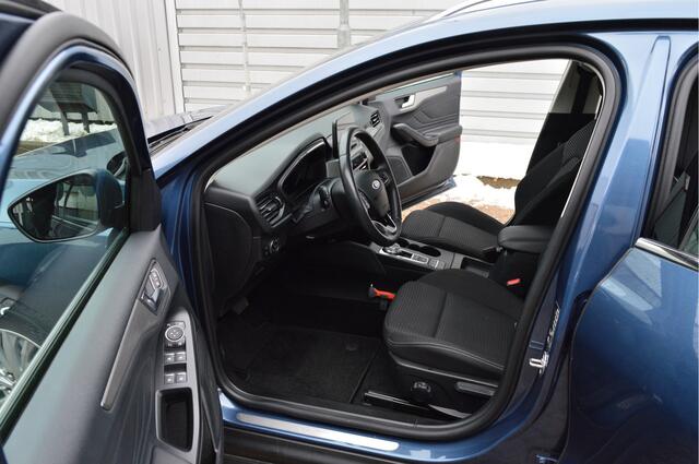 Ford FOCUS Wagon 1.0 EcoBoost Titanium Business O.a; Haak, Stoelverw, Clima, Navi, ACC. PDC, Camera, Etc. All-in prijs!