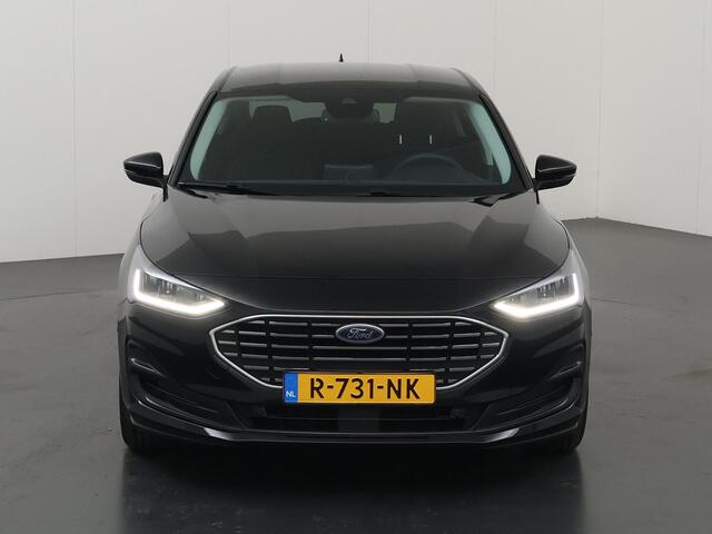 Ford FOCUS 1.0 EcoBoost Hybrid Titanium Style | Winterpack | Parkeercamera | Navigatie | Climate Control |