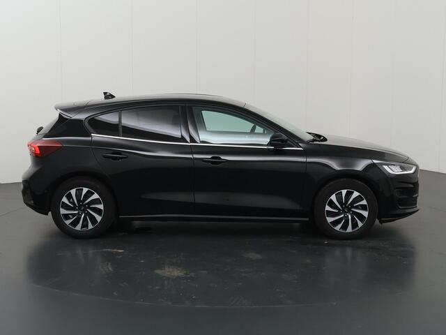 Ford FOCUS 1.0 EcoBoost Hybrid Titanium Style | Winterpack | Parkeercamera | Navigatie | Climate Control |