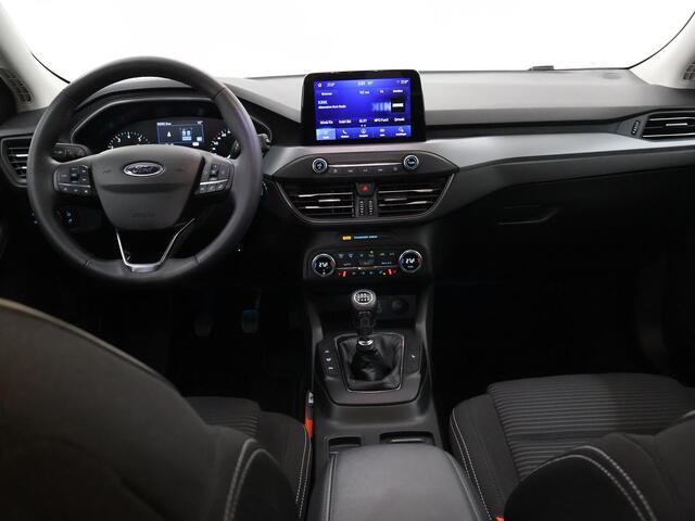 Ford FOCUS 1.0 EcoBoost Hybrid Titanium Style | Winterpack | Parkeercamera | Navigatie | Climate Control |