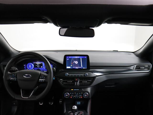 Ford FOCUS Wagon 1.0 EcoBoost Hybrid ST Line X Business | Panoramadak | Cruise Control | Trekhaak!