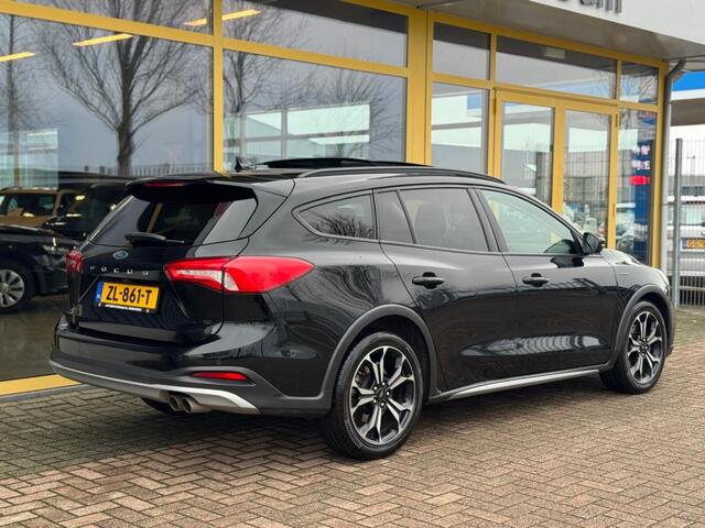 Ford FOCUS Wagon 1.0 EcoB. Active Bns | PANO | LED | BOVAG