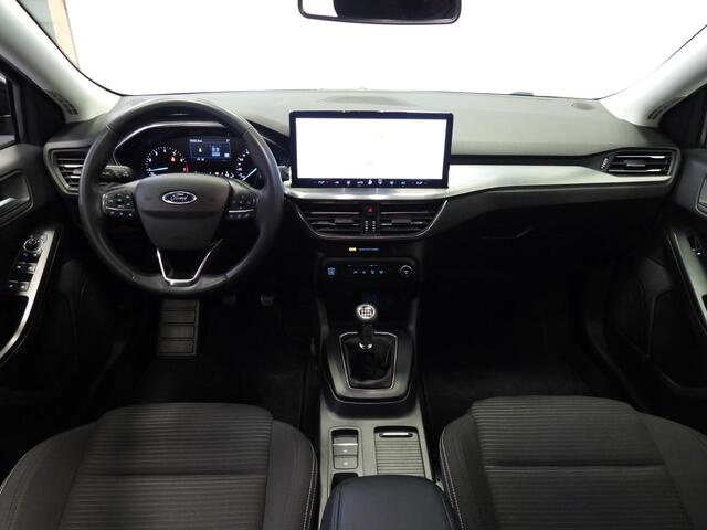 Ford FOCUS 1.0 EcoBoost Hybrid Titanium NAVI/CLIMA/CRUISE/PDC/16"LMV!