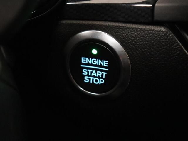 Ford FOCUS 1.5 EcoBoost ST Line X | Trekhaak | Adaptive cruise | Camera | Carplay | Digital Cockpit | Keyless | Full LED | Navigatie | Climate control