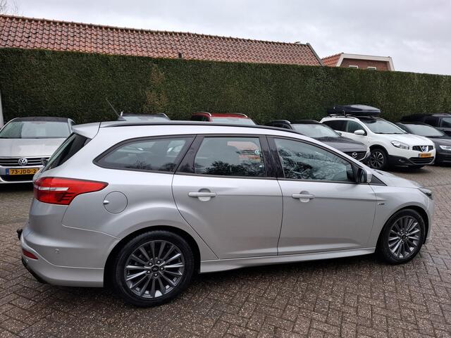 Ford FOCUS Wagon 1.0 ST-Line CLIMAT/CRUISE/NAVI/PDC/TREKHAAK/LED 125PK