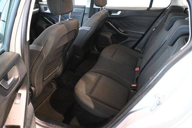 Ford FOCUS Wagon 1.0 EcoBoost Hybrid Trend Edition Business Clima Navigatie Carplay Inruil Mogelijk!