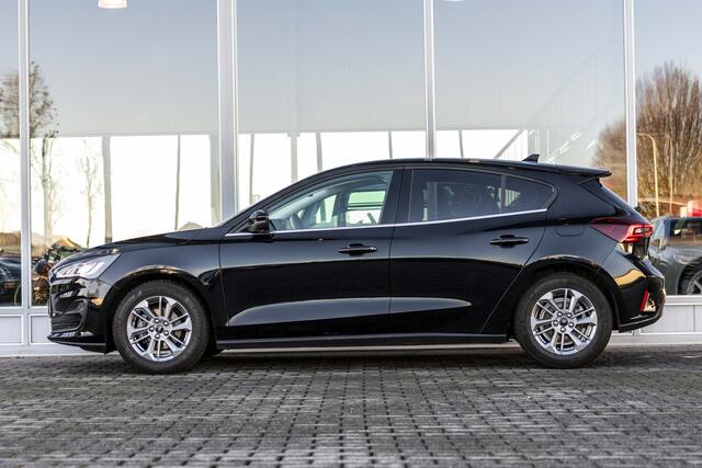 Ford FOCUS 1.0 EcoBoost Hybrid Titanium | NL Auto | Parkeersens. | Carplay