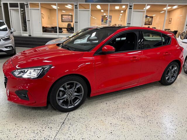 Ford FOCUS 1.0 Ecob. 125pk ST-Line Panorama Dak NL NAP Model 2020 Apple android