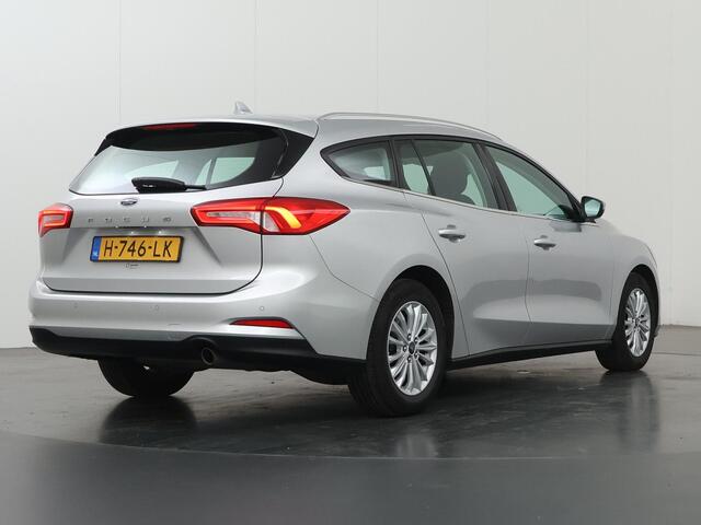 Ford FOCUS Wagon 1.0 EcoBoost Titanium Business | Winterpakket | Navigatie | Cruise Control | Climate Control | Parkeersensoren |