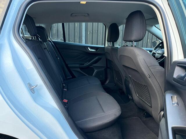 Ford FOCUS Wagon 1.0 EcoBoost Titanium Business