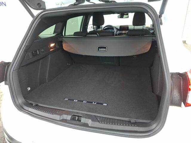 Ford FOCUS Wagon 1.0 EcoBoost Hybrid 155PK Active X B&O AUDIO | WINTERPACK | ADAPT. CRUISE | PDC V+A