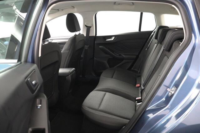 Ford FOCUS Wagon 1.0 EcoBoost Titanium Business