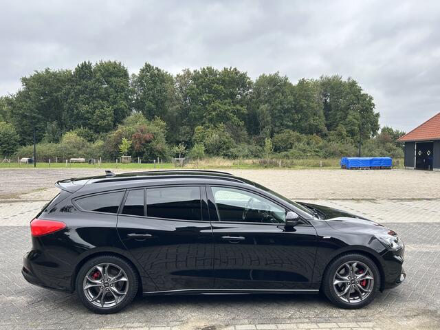 Ford FOCUS Wagon 1.0 EcoBoost Hybrid ST Line X Business Clima Camera Pdc App Navi Trekhaak